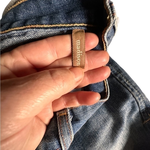 Abercrombie & Fitch size 4S Vintage 5 pocket Madison Flare jeans. VGUC. - Picture 7 of 15